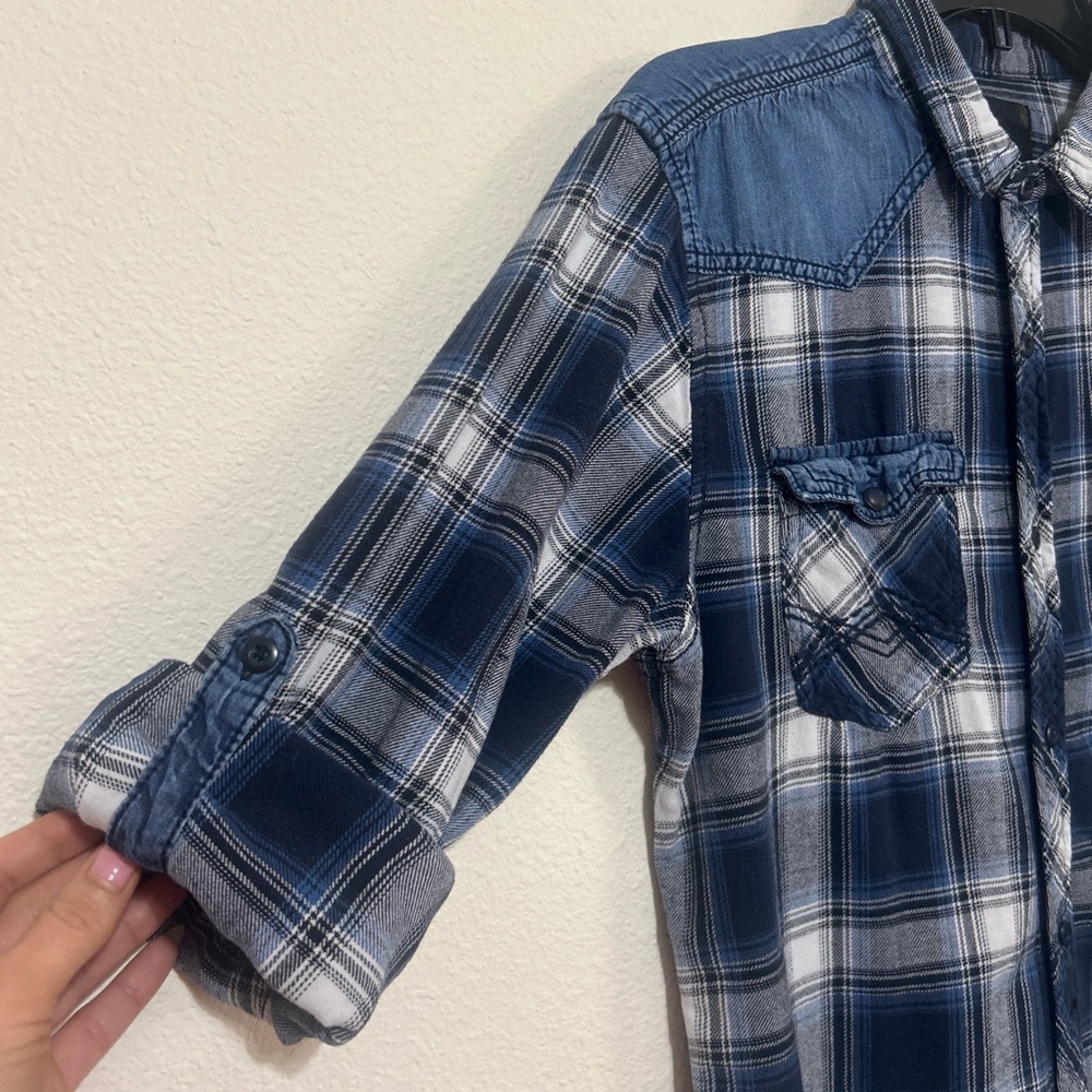 Rerun Men's Blue Plaid Flannel Button Up with Denim Yoke Accents - Picture 4 of 8